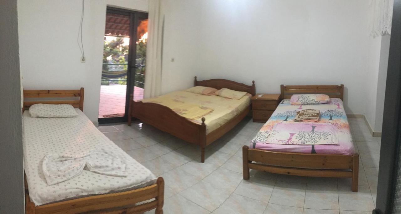 Romeo'S Guest House 2 Piqeras Экстерьер фото